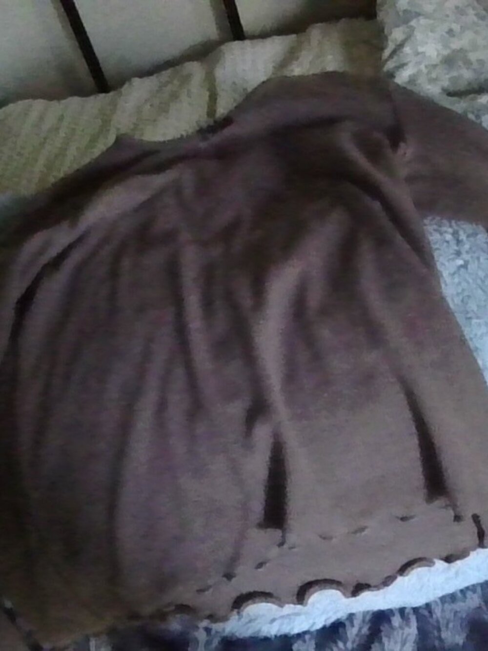 brown shirt